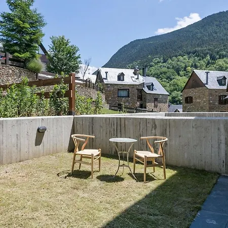 Luderna - Con Jardin Bela Vielha
